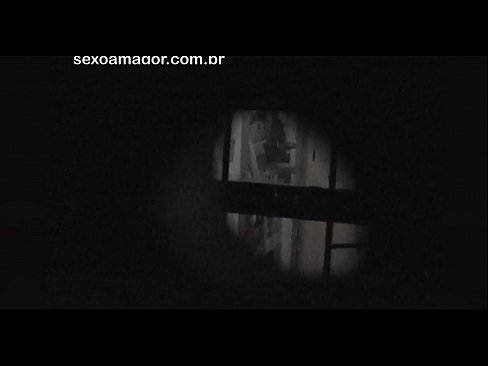 ❤️ Blondie hè videoregistrata in segretu da un voyeur di u quartieru nascostu daretu à i mattoni cavi ️❌ Video porno à porn co.massagsaransk.ru ﹏